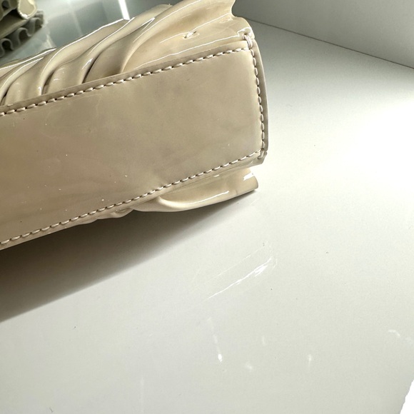 Cult Gaia Nala Clutch - Picture 6 of 8